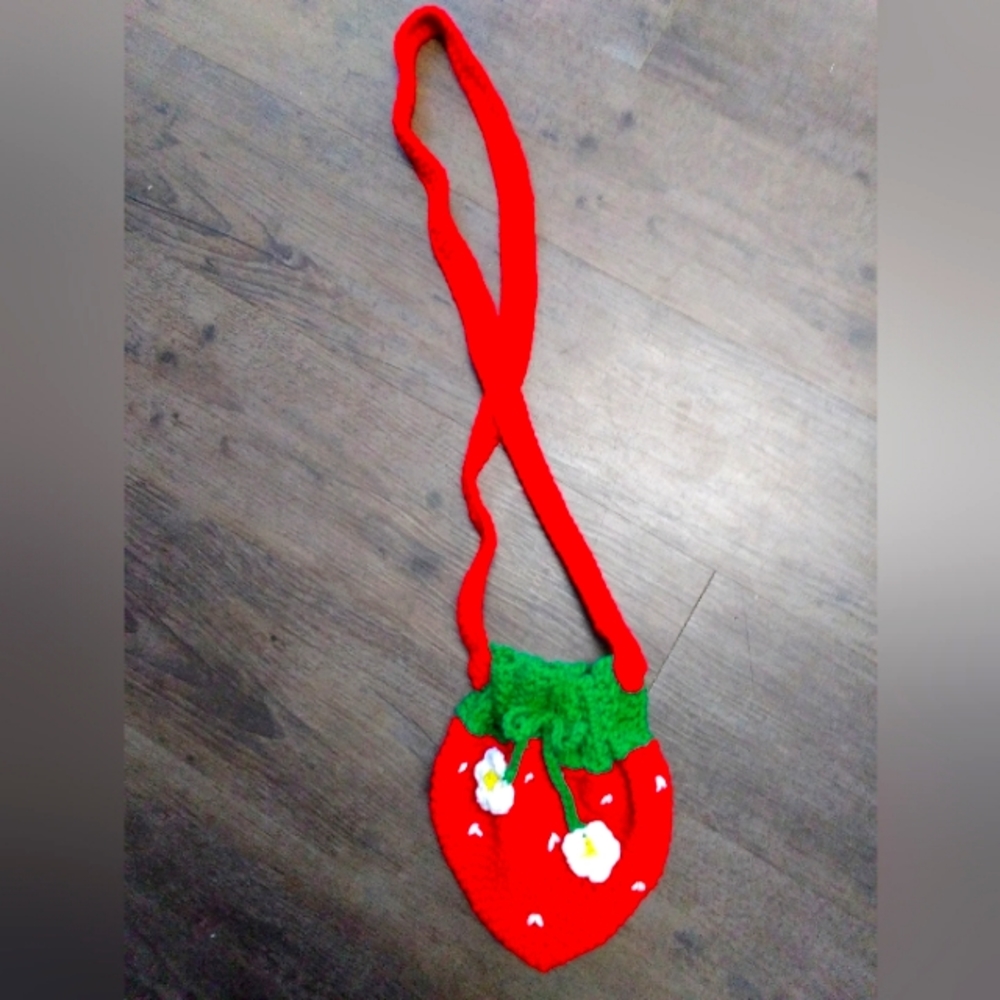 Mini strawberry purse